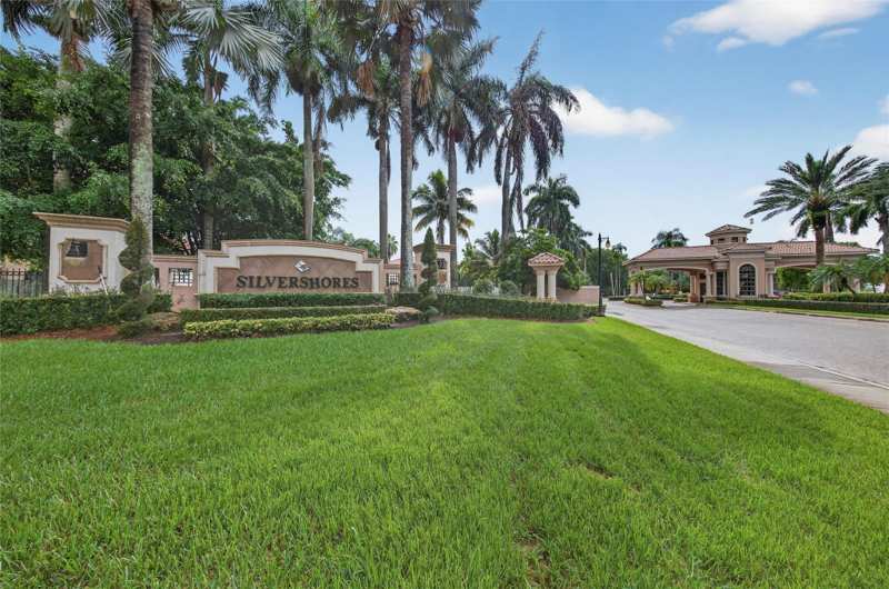 4 bedroom Single Family Residence at 2424 SW 162nd Avenue, Silver Shores Parcels A T, Miramar — photo 1