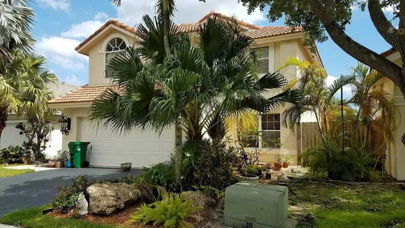 4 bedroom Single Family Residence at 6930 NW 28th Street, Holiday Spgs East 133-49, Margate — photo 1