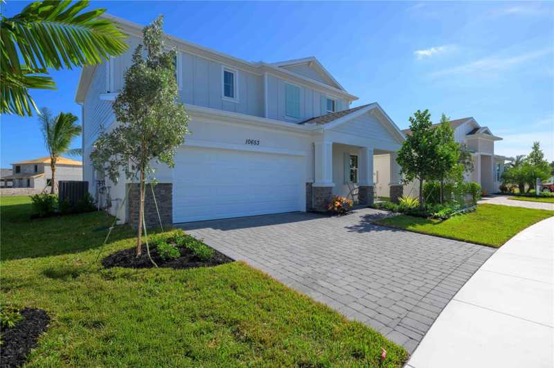 4 bedroom Single Family Residence at 10653 NW Suncrest Loop, Ltc Ranch West Pod 2 Phases 1 And 2, Port St. Lucie — photo 1