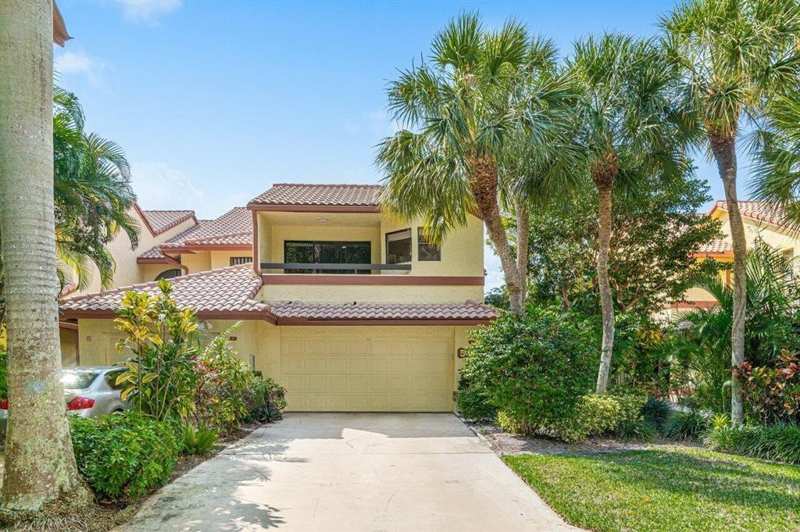 3 bedroom Townhouse at 5425 10th Fairway Drive #3, Boca Delray Country Club, Delray Beach — photo 1