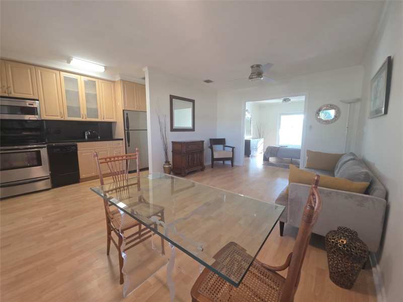 1 bedroom Condominium at 2131 NE 42nd Court #208e, Venetian Park Gardens, Lighthouse Point — photo 1