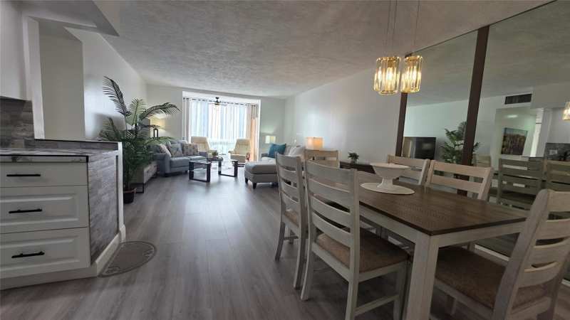 1 bedroom Condominium at 2831 Somerset Drive #105, somerset, Lauderdale Lakes — photo 1
