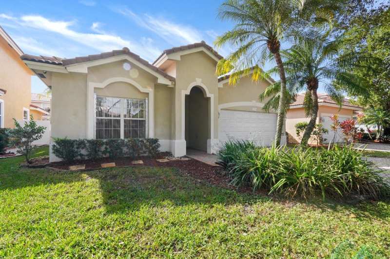 4 bedroom Single Family Residence at 13758 SW 31st Street, Pod 12 At Monarch Lakes 1, Miramar — photo 1