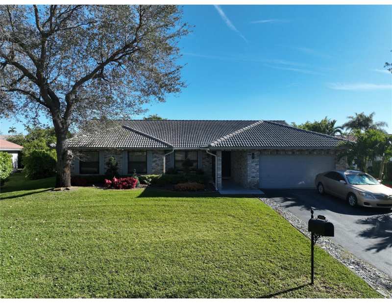 4 bedroom Single Family Residence at 11884 NW 2nd Court, West Glen 128-3 B, Coral Springs — photo 1
