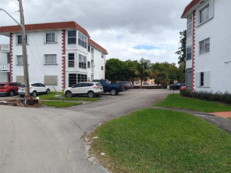 2 bedroom Condominium at 4310 NW 12th Court #203, Park South Eleven Inc, Lauderhill — photo 1