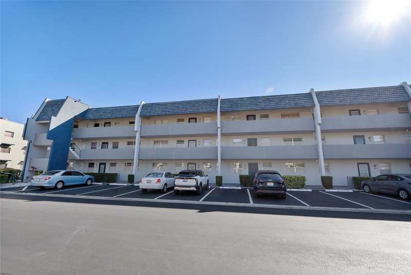 2 bedroom Condominium at 7787 Golf Circle Drive #312, Oriole Golf & Tennis Club, Margate — photo 1
