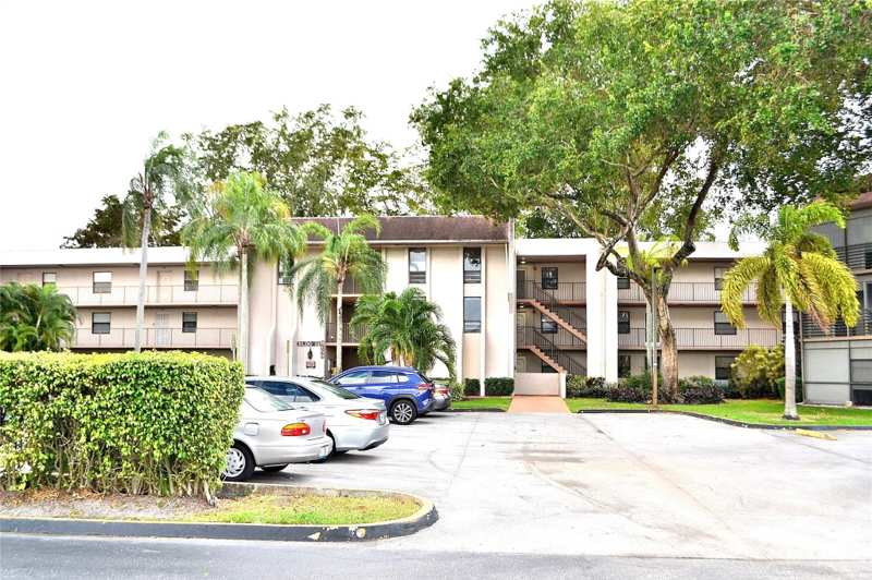 2 bedroom Condominium at 8150 W Mcnab Road #210, Concord Village, Tamarac — photo 1
