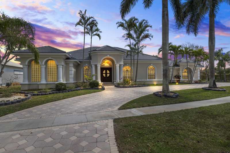 5 bedroom Single Family Residence at 2296 Greenview Cove Drive, Greenview Cove Of Wellington, Wellington — photo 1