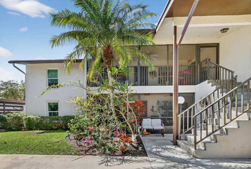 2 bedroom Condominium at 6531 SE Federal Highway #H1-103, Twin Lakes South & Town Villas Condo, Stuart — photo 1