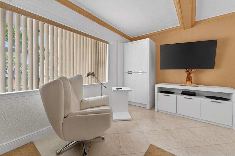 1 bedroom Stock Cooperative at 3200 NE 7th Court #Unit 201a, Oceanside Apartments Co-Op, Pompano Beach — photo 1