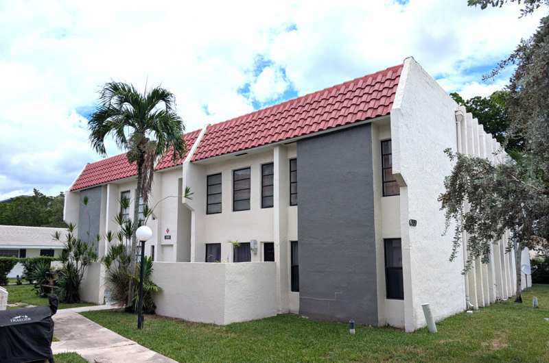 3 bedroom Condominium at 3199 Coral Hills Drive #2, Sun Country Condo, Coral Springs — photo 1