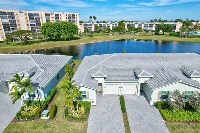 3 bedroom Villa at 7017 Peters Lane, Avalon Trails At Villages Of Oriole Pud, Delray Beach — photo 1