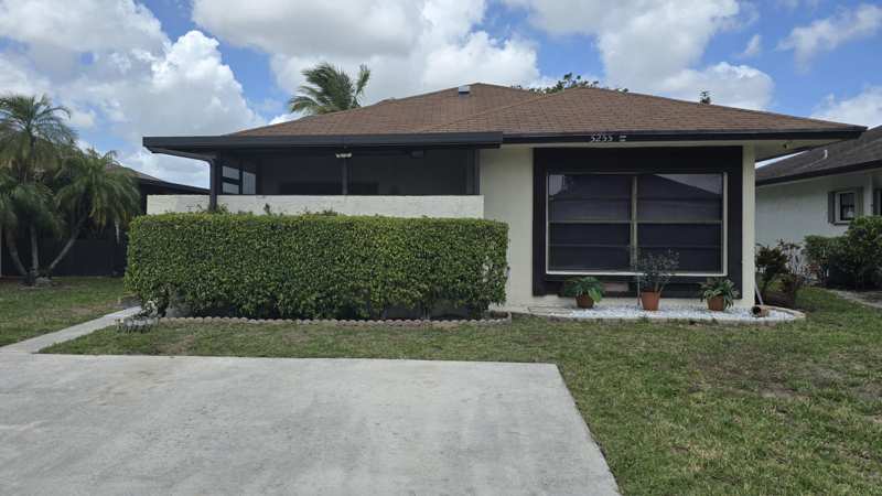 2 bedroom Single Family Residence at 5255 Mendoza Street, Garden Hills Unit Two, West Palm Beach — photo 1