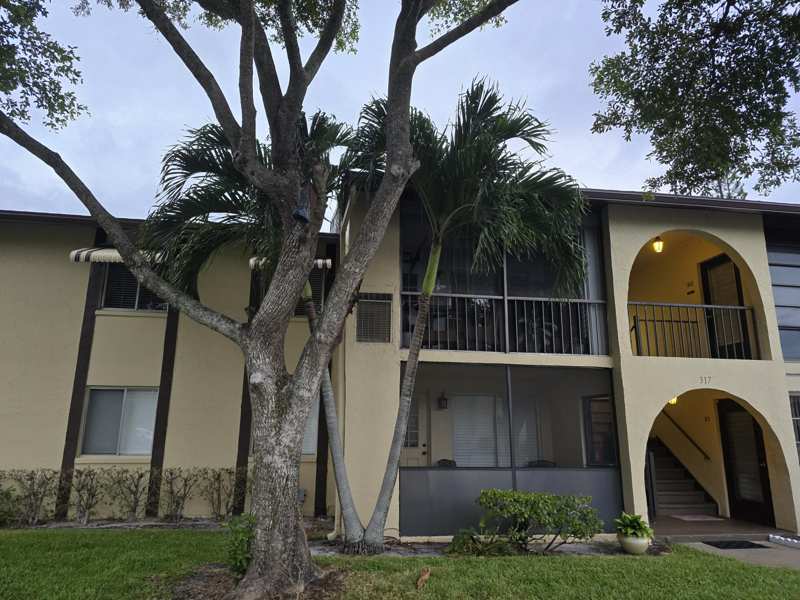 2 bedroom Condominium at 317 Pine Ridge Circle #A-1, Pine Ridge III Condo, Greenacres — photo 1