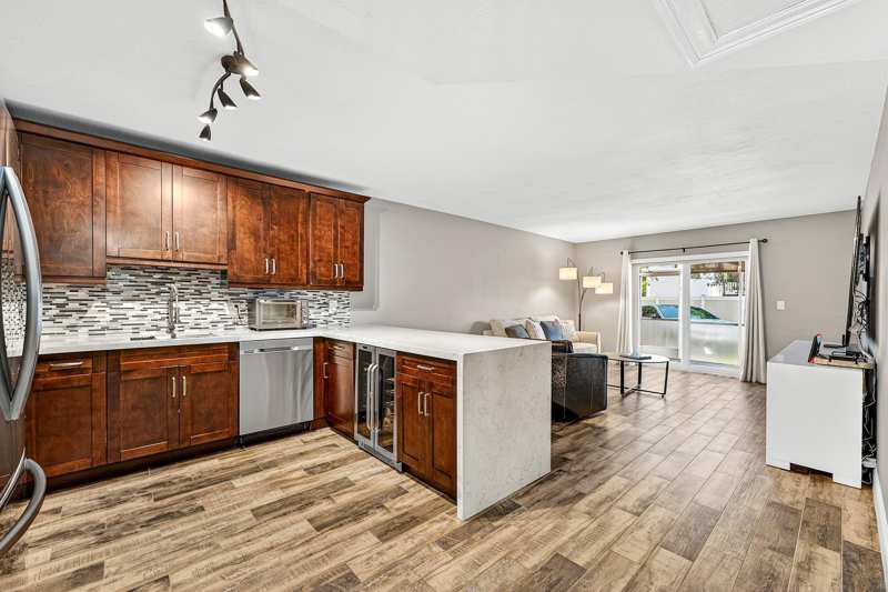 1 bedroom Condominium at 101 E Mcnab Road #304, Barcelona Gardens Condo Bldg 300, Pompano Beach — photo 1