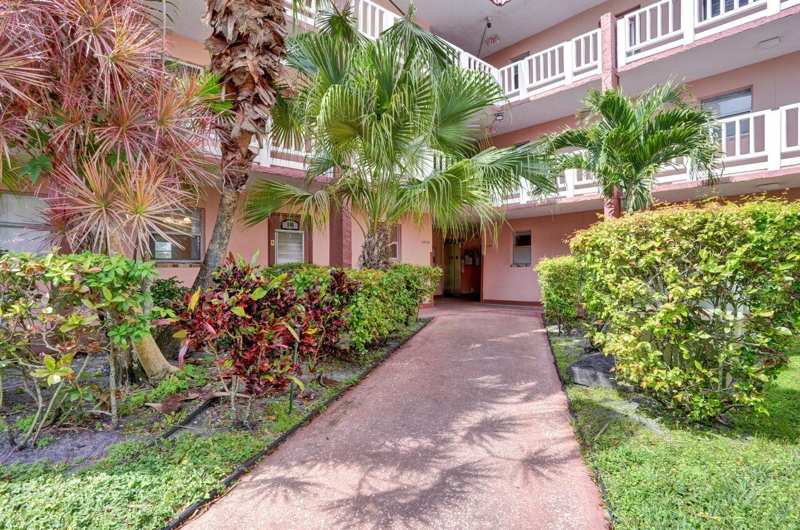 1 bedroom Condominium at 9460 Sunrise Lakes Boulevard #106, Sunrise Lakes 132 Condo, Sunrise — photo 1