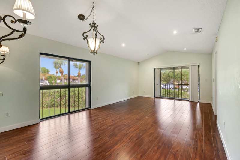 2 bedroom Condominium at 351 Club Circle #207, San Remo Golf & Tennis Club Condo, Boca Raton — photo 1