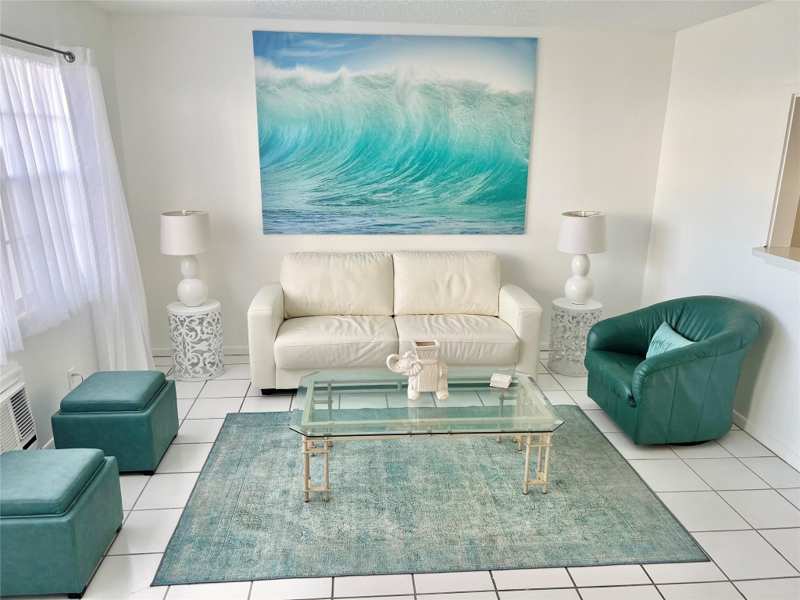 1 bedroom Condominium at 266 Oakridge P #266, Oakridge P Condo, Deerfield Beach — photo 1