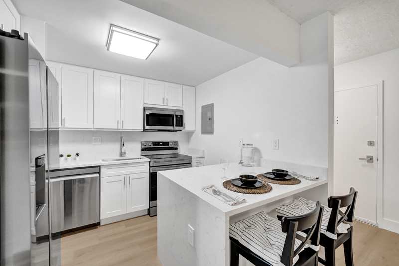 1 bedroom Condominium at 7300 NW 17th Street #305, Omega Condo No 4, Plantation — photo 1
