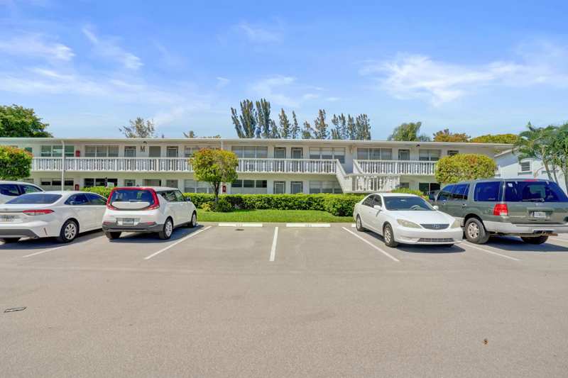 1 bedroom Condominium at 392 Durham Circle #M, Durham M Condo, Deerfield Beach — photo 1