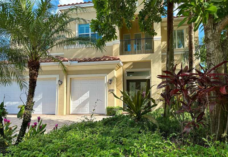 6 bedroom Single Family Residence at 12270 Sunnydale Drive, Hunters Chase Of Palm Beach Polo & Count, Wellington — photo 1