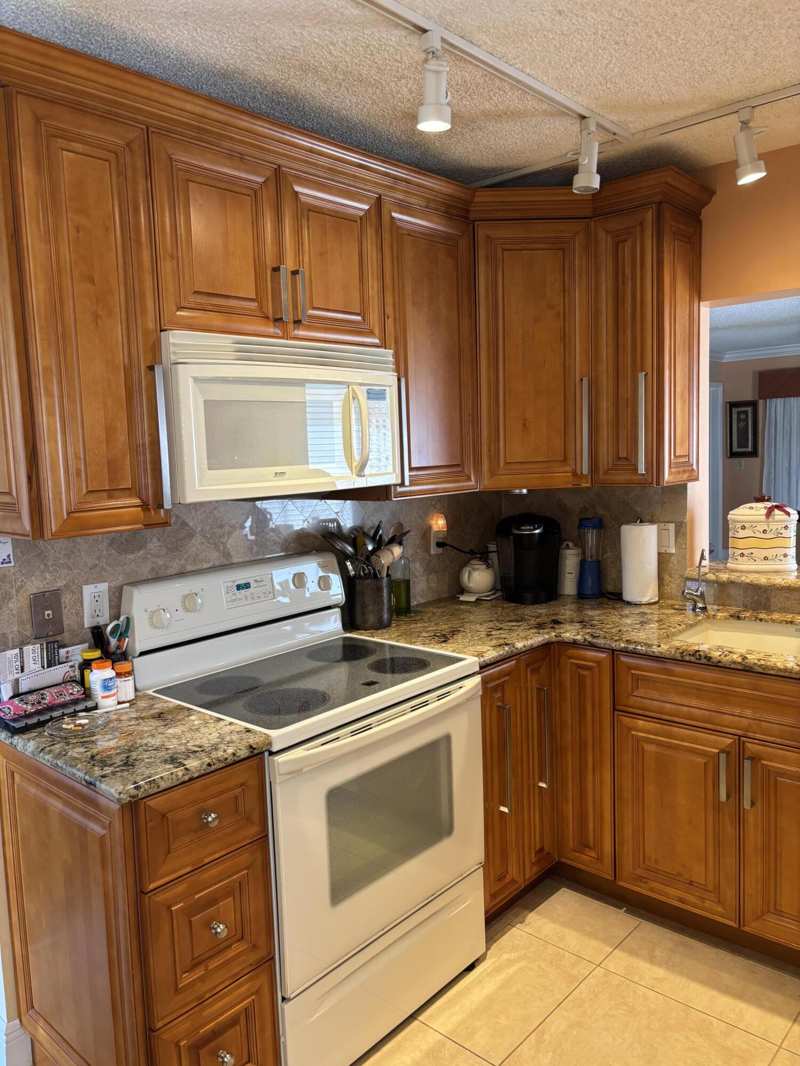 2 bedroom Condominium at 60 Pelican Pointe Drive #1020, Pelican Pointe Condo, Delray Beach — photo 1