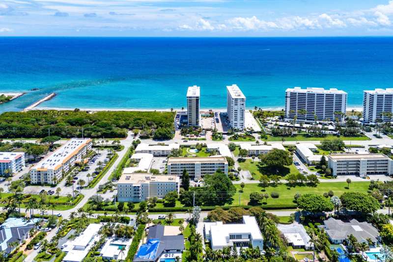 2 bedroom Condominium at 1299 S Ocean Boulevard #R12, Atlantic Cloisters Condo, Boca Raton — photo 1