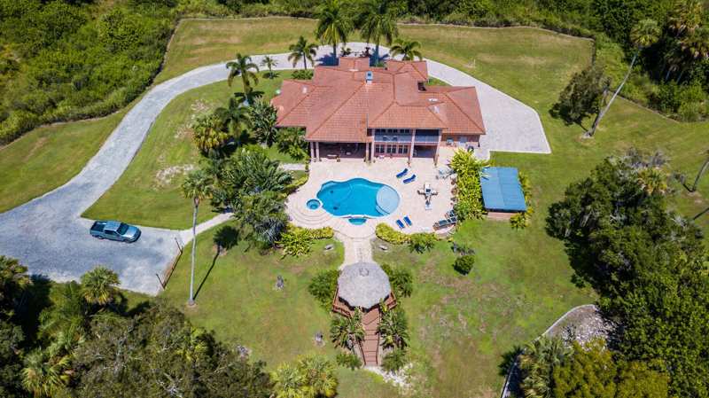 3 bedroom Single Family Residence at 3646 S Jenkins Road, Metes And Bounds, Fort Pierce — photo 1
