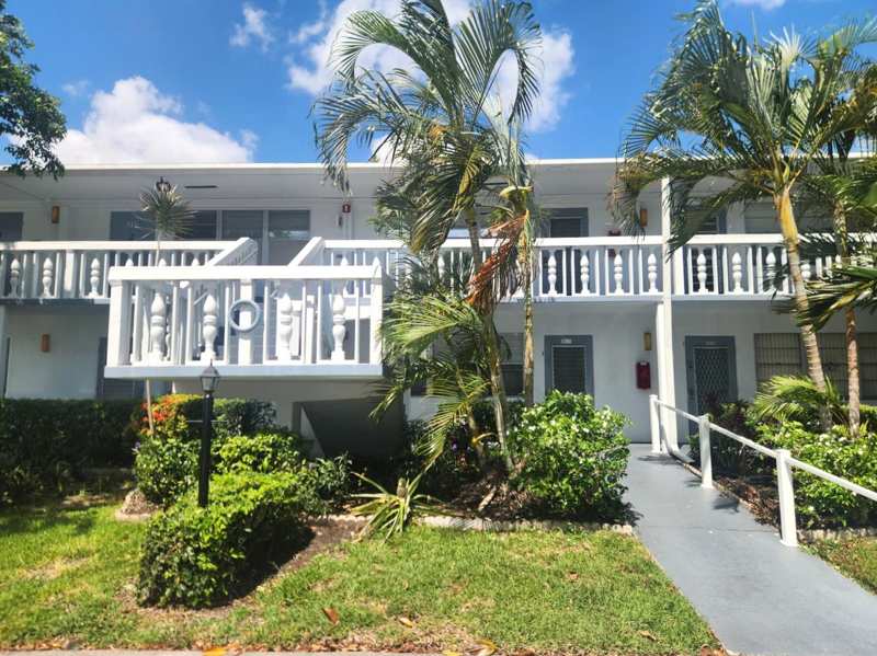 1 bedroom Condominium at 307 Tilford O #307, Tilford O Condo, Deerfield Beach — photo 1