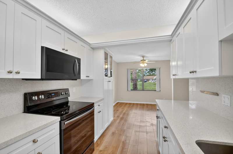 2 bedroom Villa at 6105 Fairfield Circle, Villages Of Woodlake 2, Greenacres — photo 1