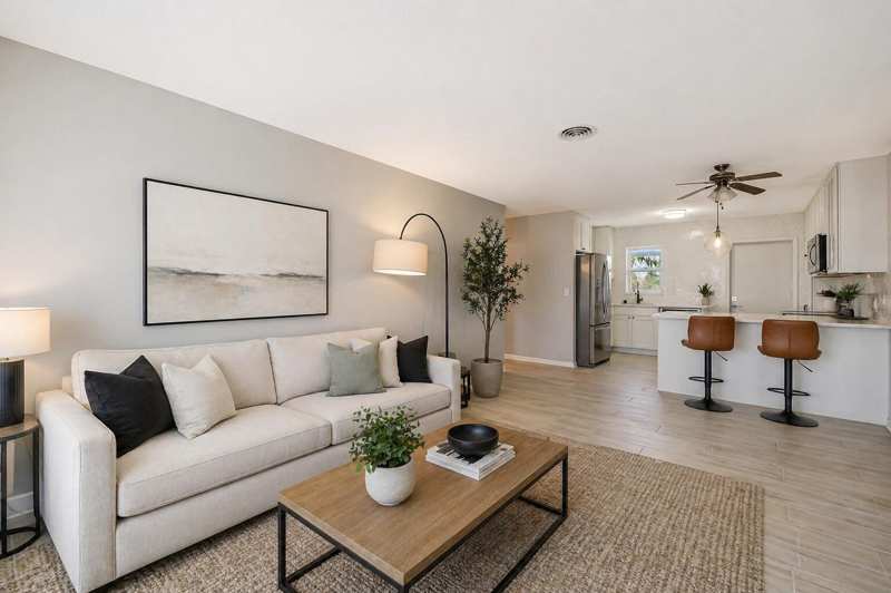 2 bedroom Stock Cooperative at 2829 NE 30th Street #302, Regency House Co-Op, Fort Lauderdale — photo 1