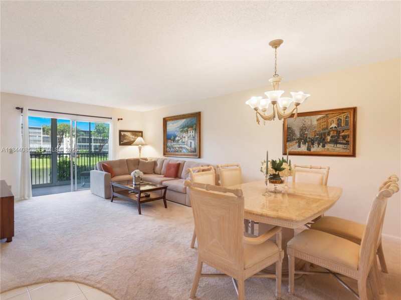 2 bedroom Condominium at 14360 Strathmore Lane #203, Huntington Lakes Sec One Condos, Delray Beach — photo 1
