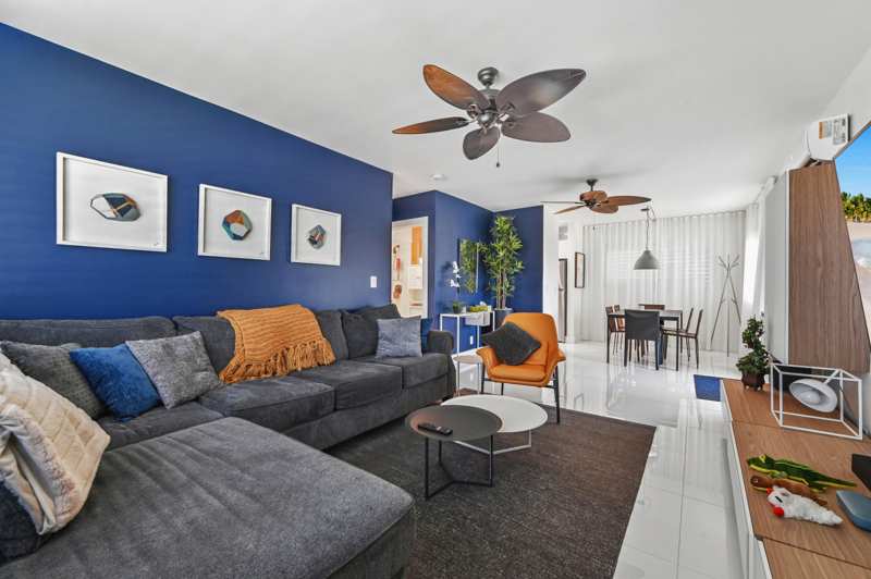 1 bedroom Stock Cooperative at 900 Atlantic Shores Boulevard #202, Berkeley Diplomat, Hallandale Beach — photo 1