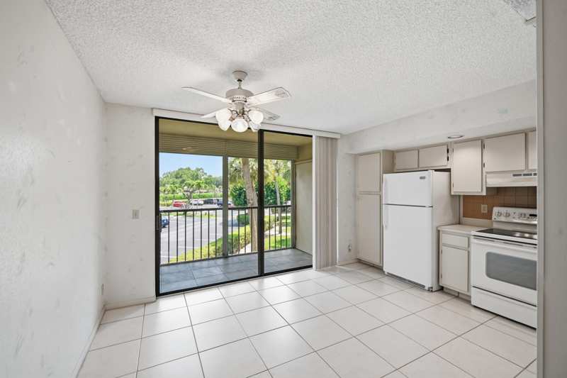 2 bedroom Condominium at 5370 Las Verdes Circle #219, Cypress Condo, Delray Beach — photo 1