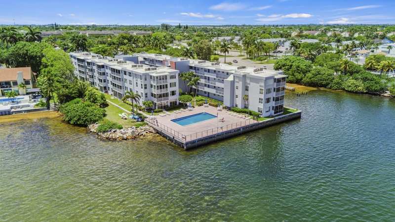 2 bedroom Condominium at 1820 New Palm Way #308, Seacrest Villas Condo, Boynton Beach — photo 1