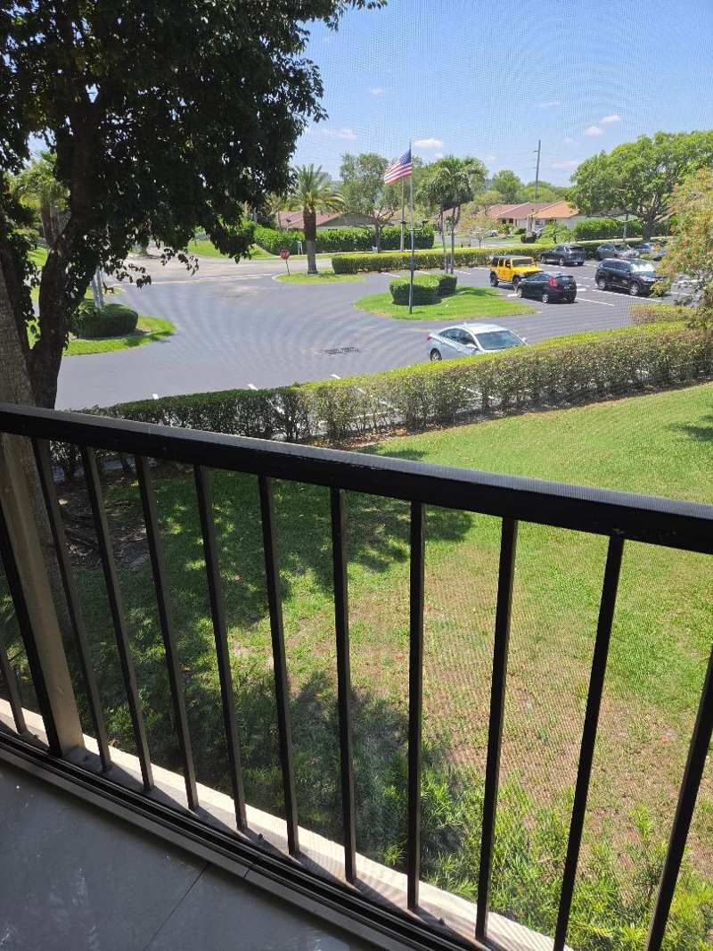 2 bedroom Condominium at 5310 Las Verdes Circle #220, Evergreen Condo, Delray Beach — photo 1