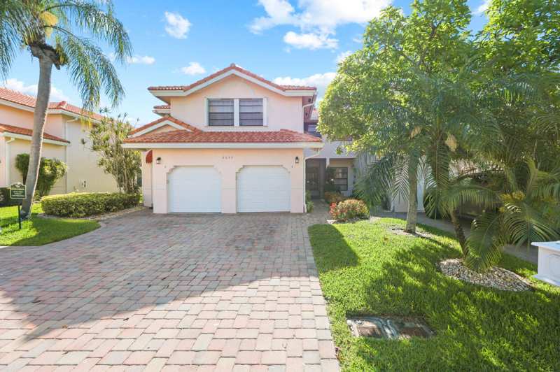 3 bedroom Villa at 8634 Via Reale #3, Villa San Remo, Boca Raton — photo 1