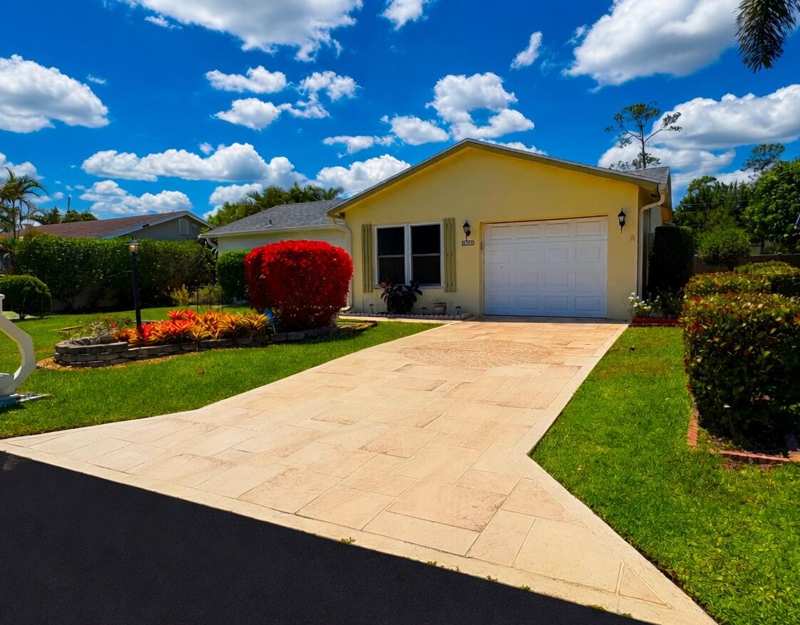 2 bedroom Single Family Residence at 6304 Emerald Sky Lane, Lucerne Homes East 4, Greenacres — photo 1