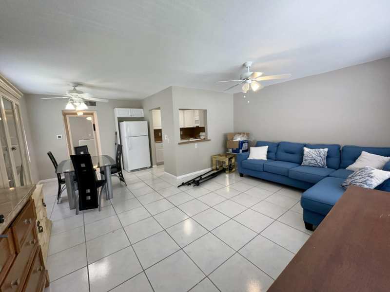 1 bedroom Condominium at 165 Coventry G, Century Village, West Palm Beach — photo 1