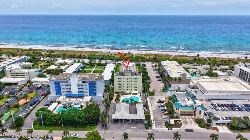 2 bedroom Condominium at 100 N Ocean Boulevard #105, Manor House Condo, Delray Beach — photo 1