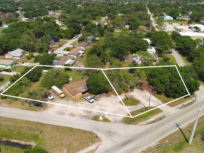 2 bedroom Single Family Residence at 902 Angle Road, Garden City Farms, Fort Pierce — photo 1