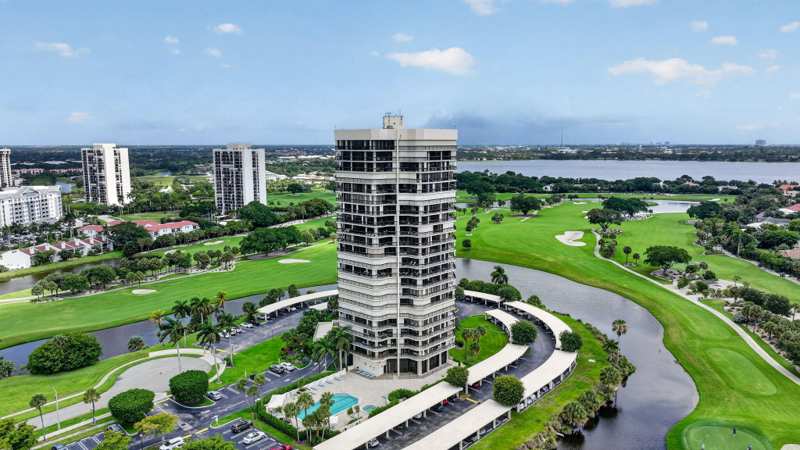 2 bedroom Condominium at 1900 Consulate Place #1705, Consulate Condo, West Palm Beach — photo 1