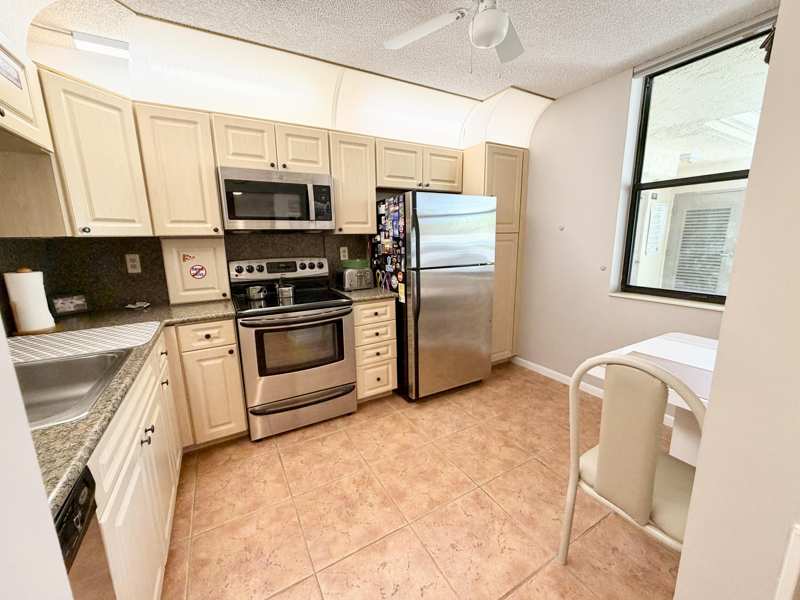 2 bedroom Condominium at 2908 S Carambola Cir Circle #103, Applewood Village Iv-B Condo, Coconut Creek — photo 1