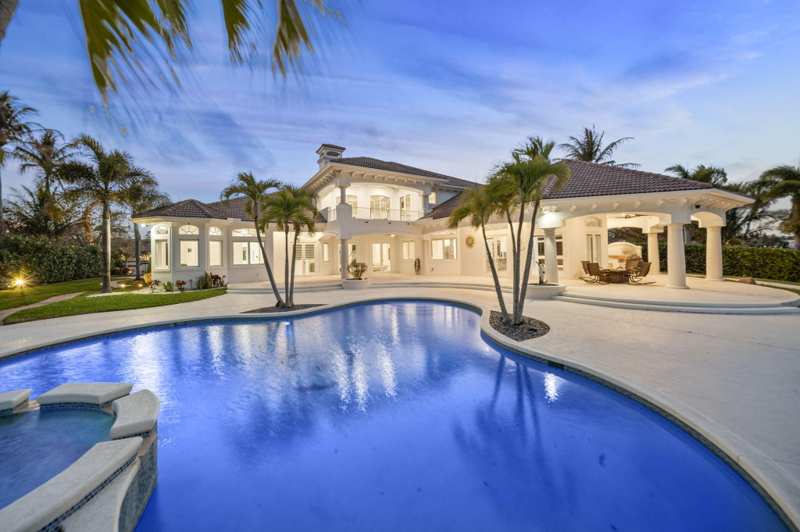 4 bedroom Single Family Residence at 1735 SE St Lucie Boulevard, Riverside, Stuart — photo 1