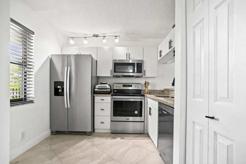 2 bedroom Condominium at 10401 W Broward Boulevard #209, Plantation Racquet Club, Plantation — photo 1