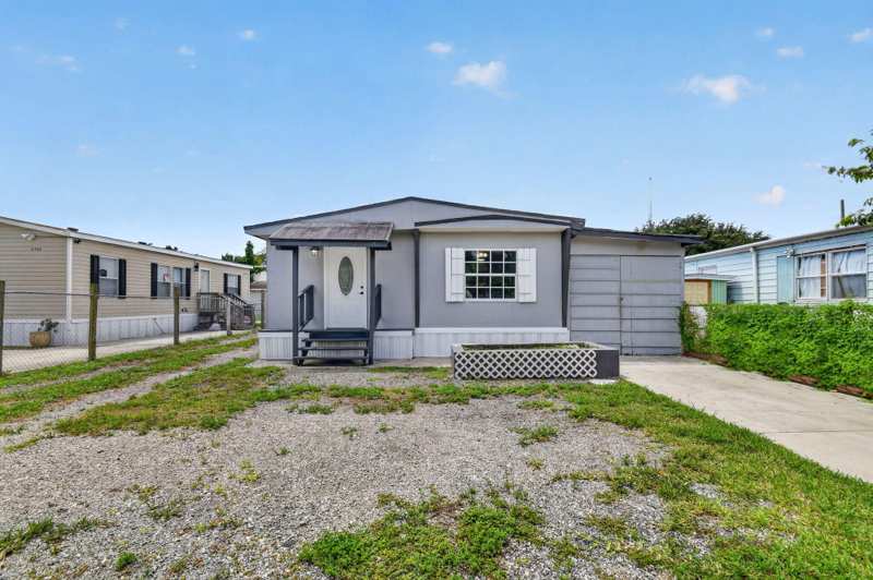 3 bedroom Manufactured Home at 4710 Sunset Ranch Road, Sunset Ranch Unit 2, West Palm Beach — photo 1
