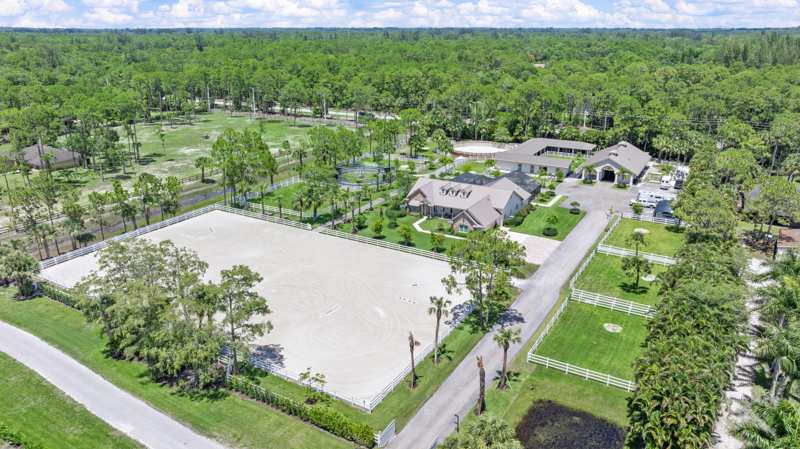 5 bedroom Single Family Residence at 1464 Stallion Drive, Fox Trail, Loxahatchee — photo 1