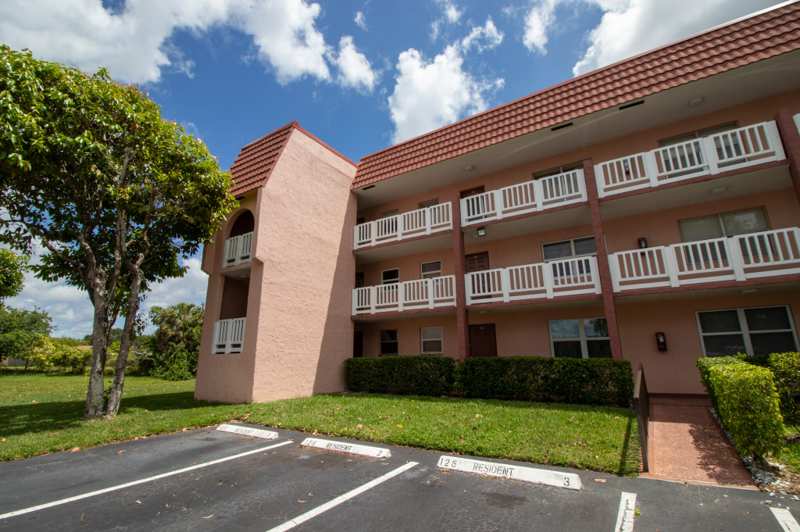 2 bedroom Condominium at 9621 Sunrise Lakes Boulevard #102, Sunrise Lakes 126 Condo, Sunrise — photo 1
