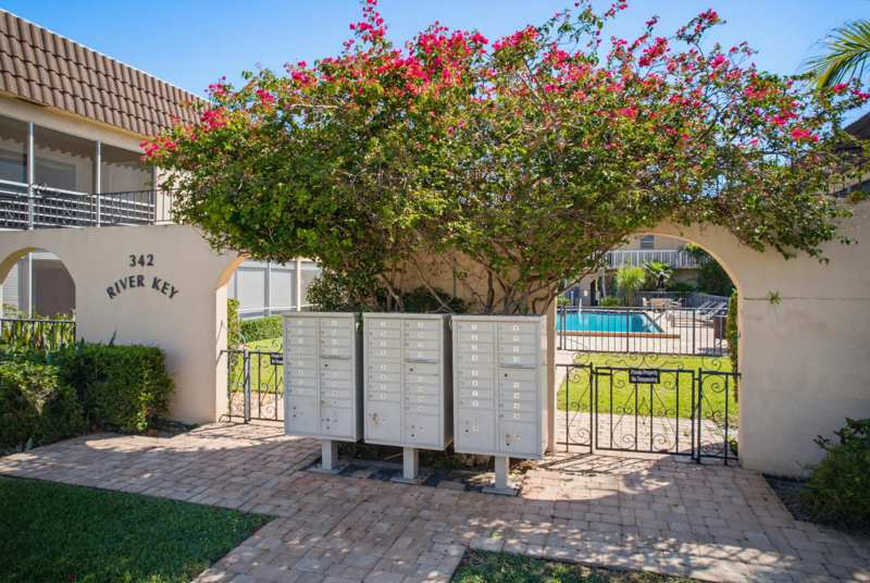 1 bedroom Condominium at 342 Southwind Drive #118, River Key Condo, North Palm Beach — photo 1