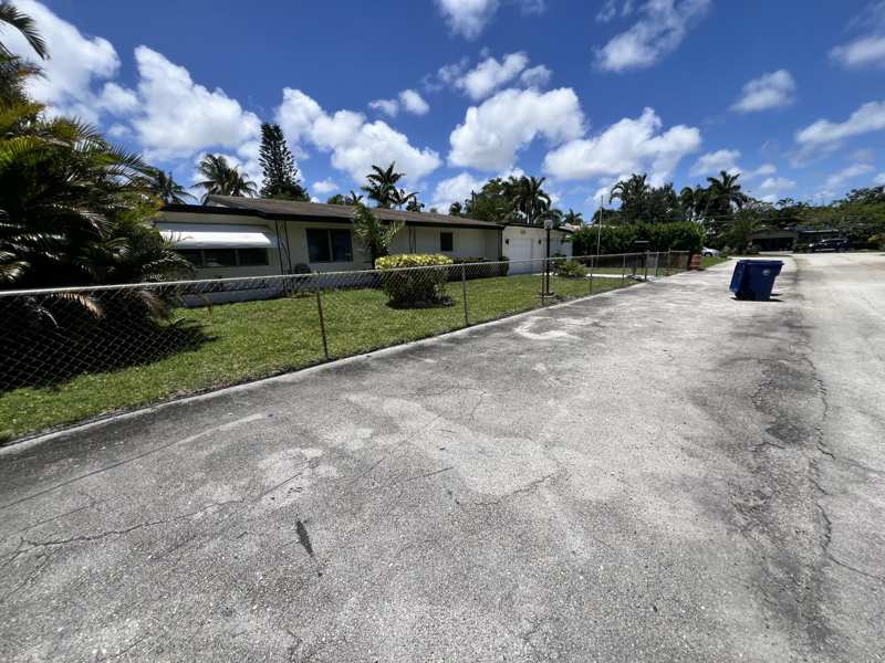 2 bedroom Single Family Residence at 2217 NW 4th Avenue, Hillbrook, Wilton Manors — photo 1